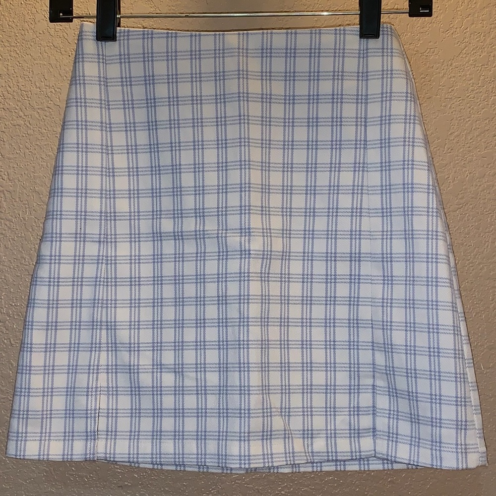 Plaid skirt (never worn)